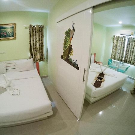 Holland Resort Phuket Esterno foto