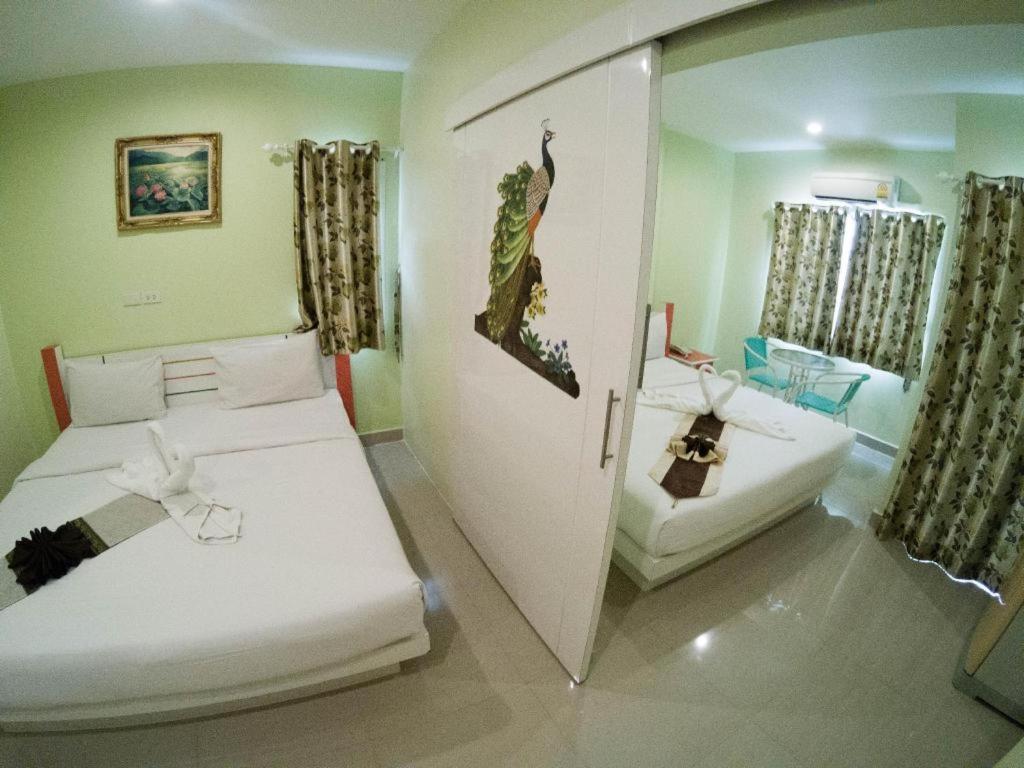 Holland Resort Phuket Esterno foto