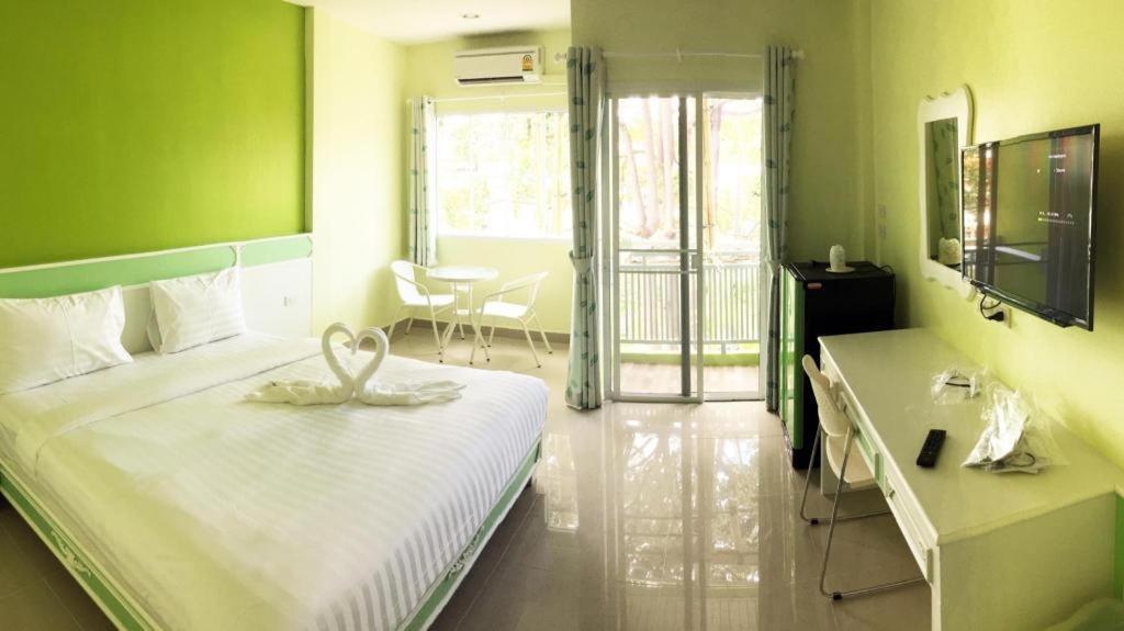 Holland Resort Phuket Esterno foto