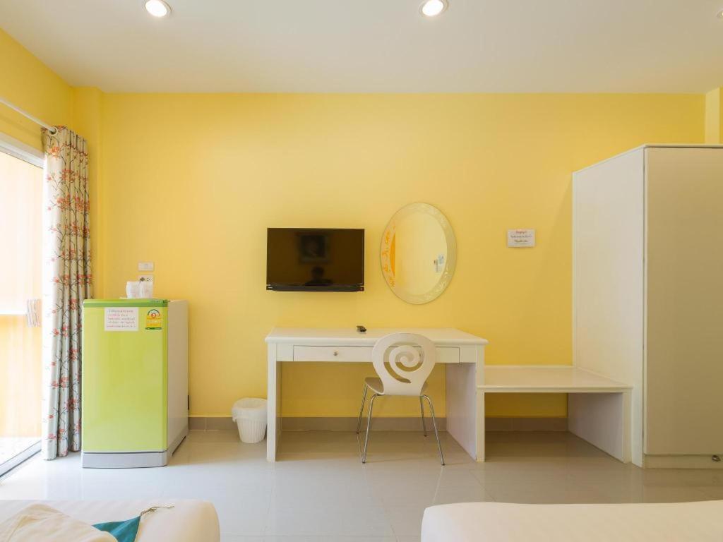 Holland Resort Phuket Esterno foto