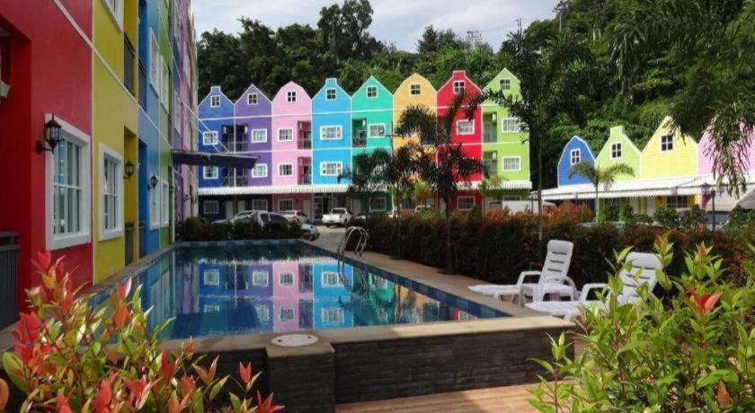 Holland Resort Phuket Esterno foto