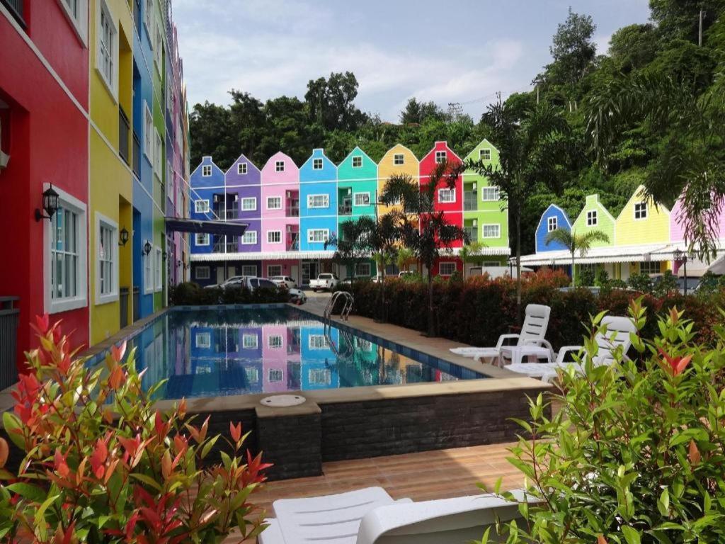 Holland Resort Phuket Esterno foto