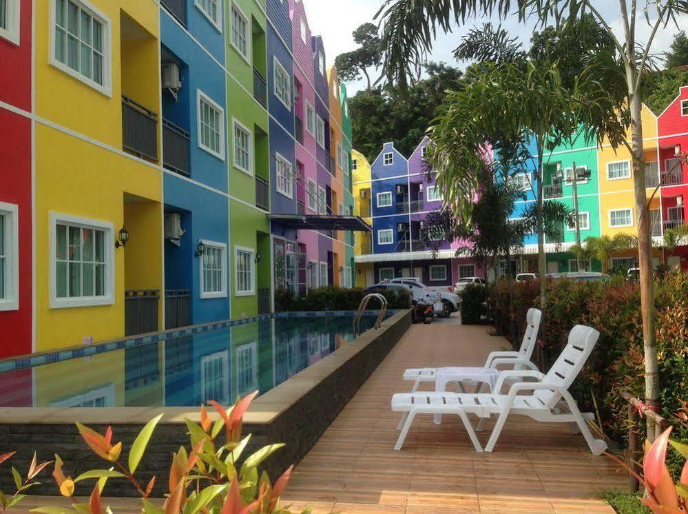 Holland Resort Phuket Esterno foto