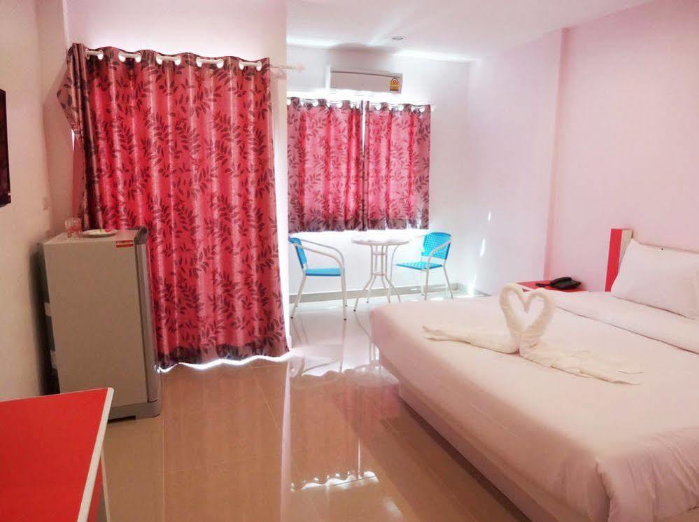 Holland Resort Phuket Esterno foto