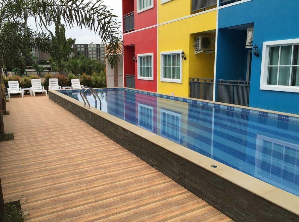 Holland Resort Phuket Esterno foto